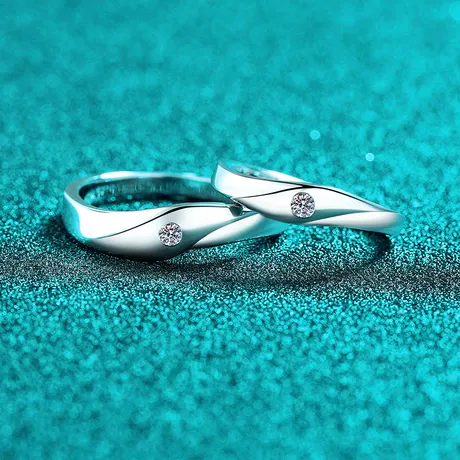 na_107_982177354849.jpg Minimalist Twist Black Wedding Band With Stone For Men - 图片 1