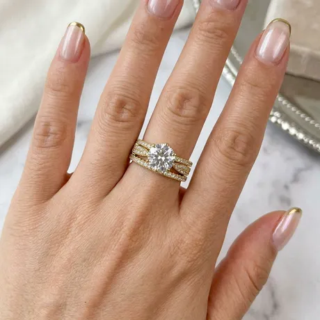 na_143_1027653029091.jpg Minimalist Twist Gold Round Cut Bridal Ring Set - 图片 1