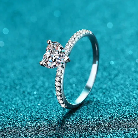 na_65_671020096413.jpg Custom Pave Pear Shaped Engagement Ring - 图片 1