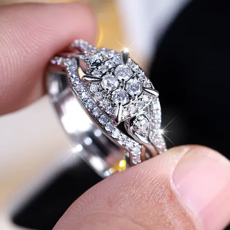 na_6_1066155958604.jpg Intertwined Heart Engagement And Wedding Ring Set - 图片 1