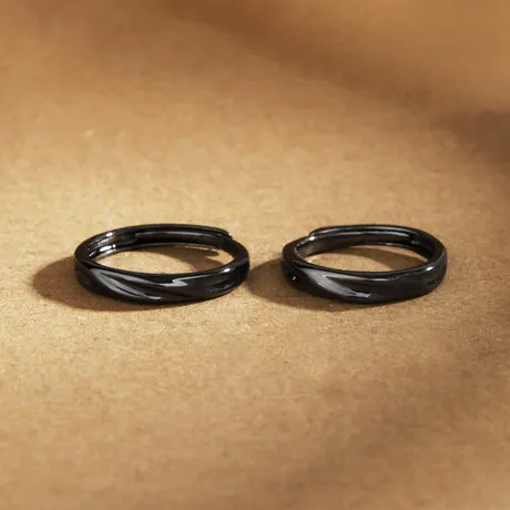 wd5_15_991369177582.jpg Classic Black Matching Couple Rings Set Bypass Wave - 图片 1