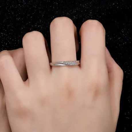 wd7_184_994086364208.jpg Classic Twist Bypass Wedding Band For Men - 图片 1