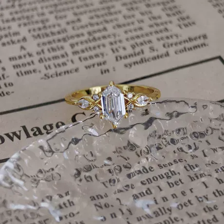 wd7_199_943160192059.jpg Custom Infinity Elongated Hexagon Engagement Ring - 图片 1