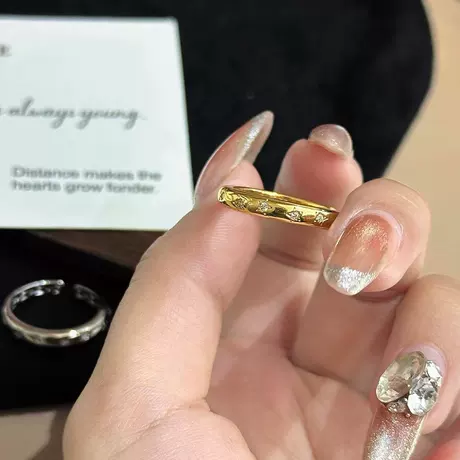 wd7_208_987172488342.jpg Gold Vine Engraved Matching Promise Rings For Couples - 图片 1