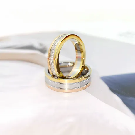 wd8_237_675675863437.jpg Classic Tri-Color Wedding Band Set For Couple - 图片 1