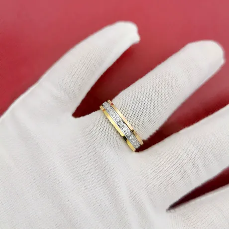 wd8_239_675675863437.jpg Classic Tri-Color Pave Wedding Band For Women - 图片 1