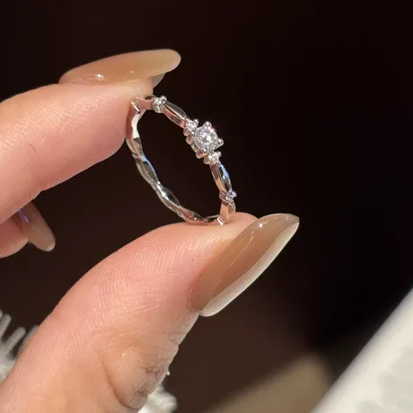 wd_17_1026960344242.jpg Twist Round Cut Promise Ring For Her Sterling Silver - 图片 1