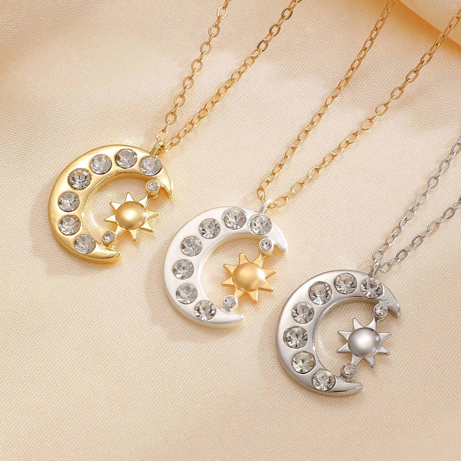 g_5037_0.jpg "Moon & Sun" Celtic Sterling Silver Necklace - 图片 1