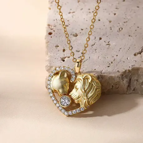 nk9_310_852460521455.jpg "The Lion King And Queen" Custom Couple Necklace - 图片 1